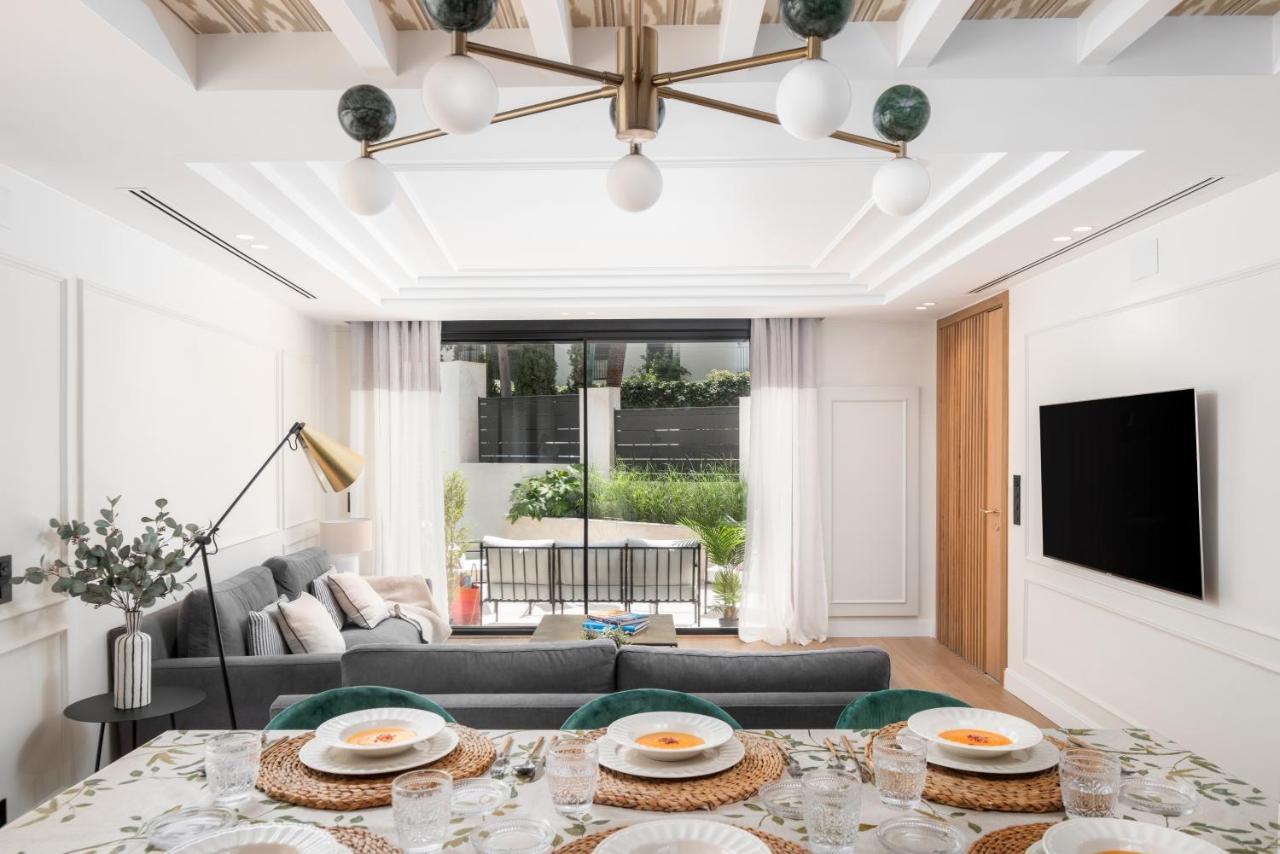 Apartamentos La Zagalilla Малага Экстерьер фото