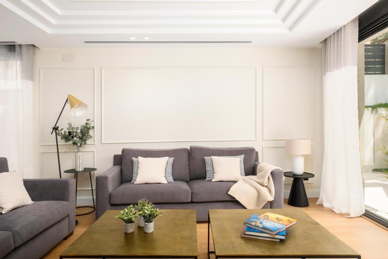 Apartamentos La Zagalilla Малага Экстерьер фото
