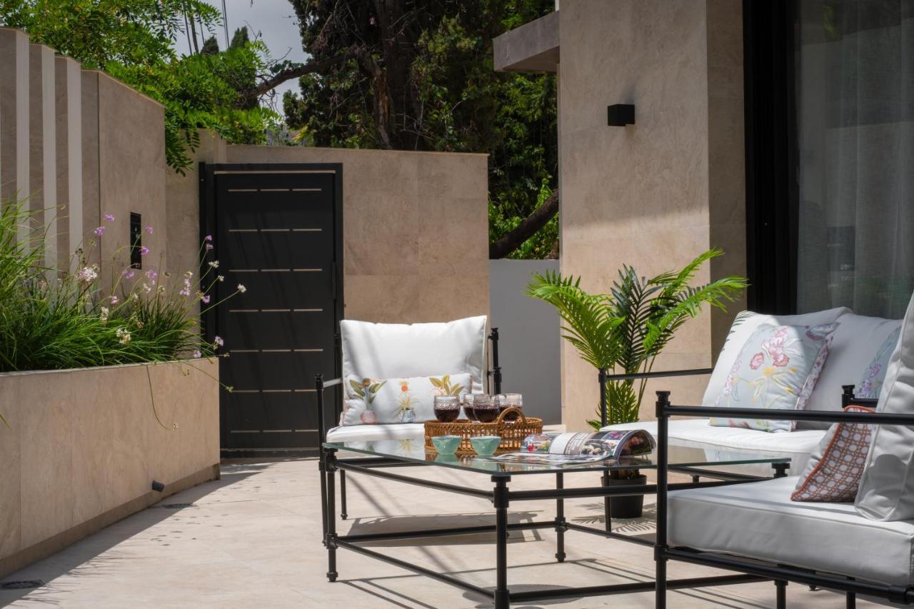 Apartamentos La Zagalilla Малага Экстерьер фото