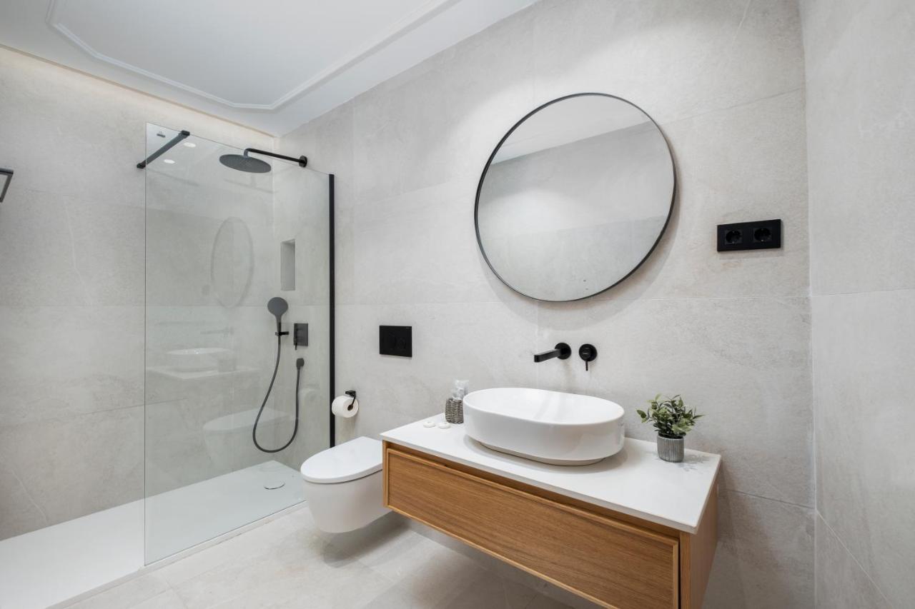 Apartamentos La Zagalilla Малага Экстерьер фото